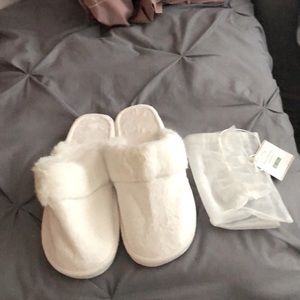 Pottery Barn Alpaca Faux Fur slippers